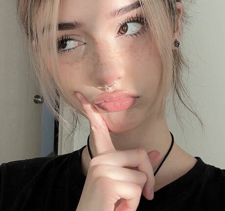 pavuk1 0 ホット女優 画像