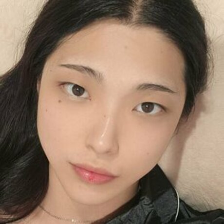 suyeoniiii ホットなモデル 画像