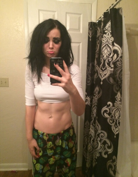 Saraya Jade Bevis 高品質モデル 写真