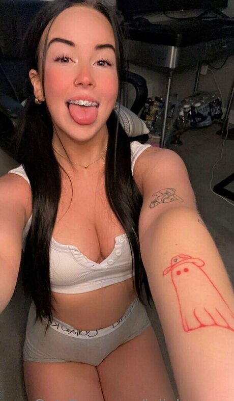 Julialuvmae 独占女優 画像