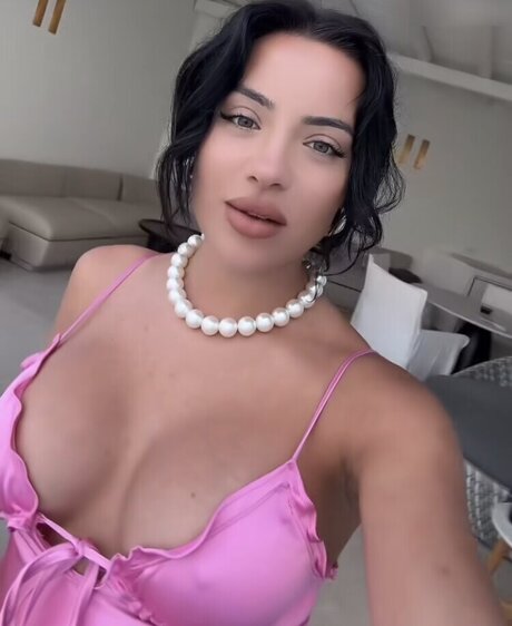 Leyla Lahouar xxx女優 ギャラリー