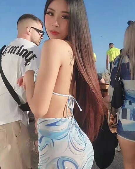 noey c 22 最高の女優 写真