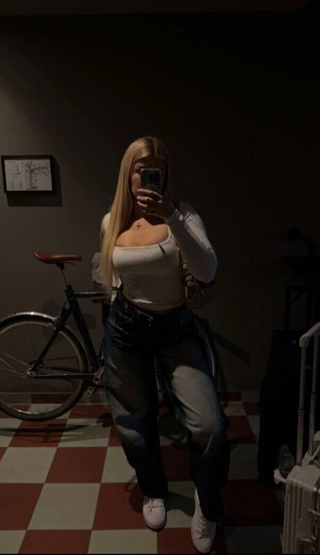 Sophie Schnur エロティックなスター 写真