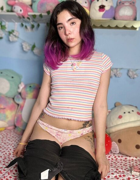 Julyjinku top profile image