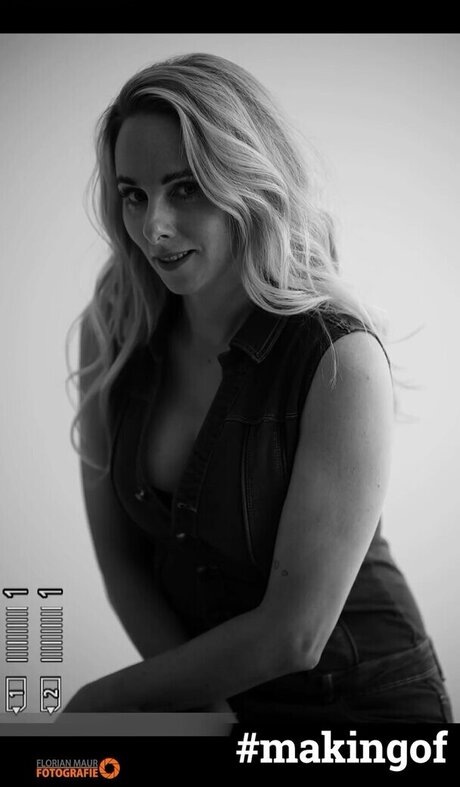 Jacqueline Sparrow ポルノスター 裸 写真