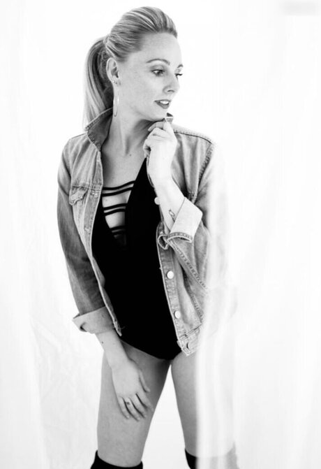 Jacqueline Sparrow 完璧なポルノスター 写真