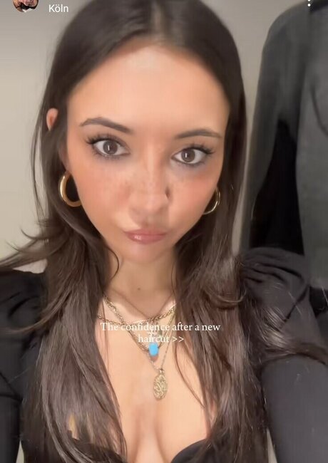 Merve zkan 素敵なスター 写真
