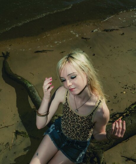 Shauna Dean Cokeland 独占モデル 写真