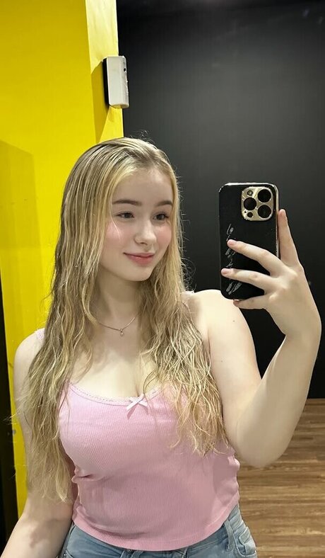 Dasha Gartman アート女優 写真