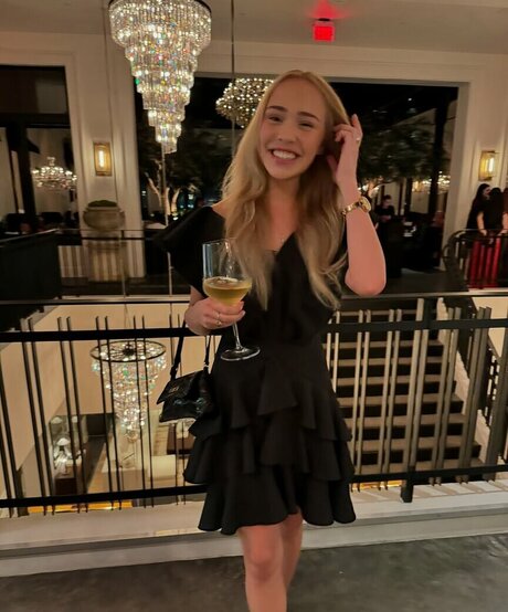 Agnessa Kosogon 完璧なスター 写真