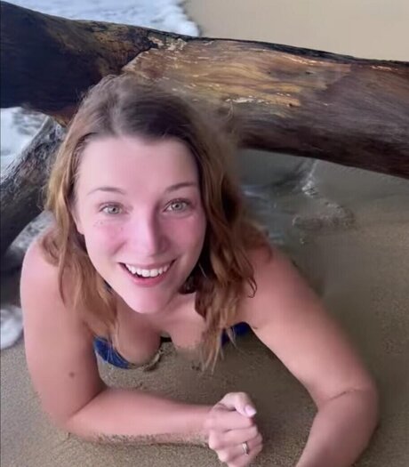 Iris Mareike Steen セクシーモデル 写真