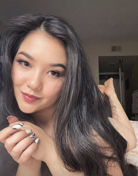Sonia Elsie ASMR ヌードモデル 写真