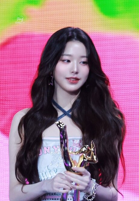 Jang Won young ポルノモデル 写真