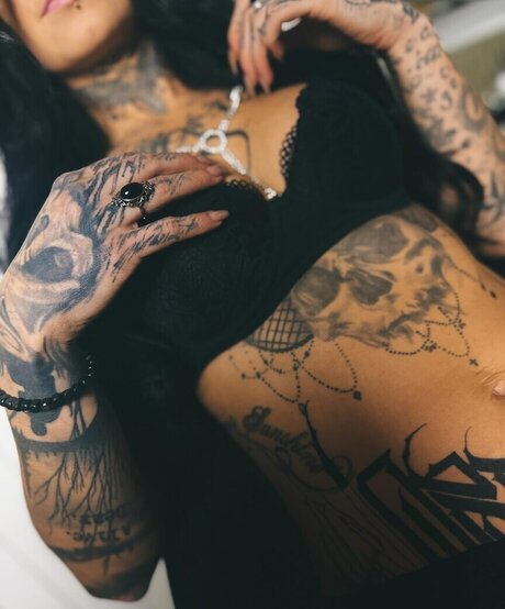 inked 93 アートスター 写真