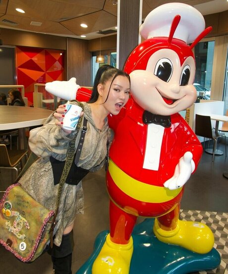 Bella Poarch ポルノスター 素敵 写真