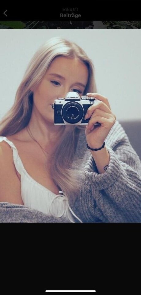 MinusElf セクシー女優 写真