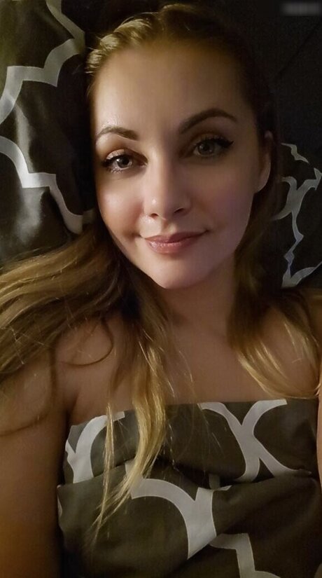 Sarah Milkowski セクシー女優 写真
