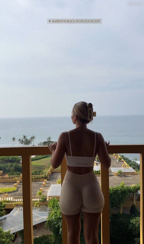 Alina Wachinger 完璧なモデル 写真