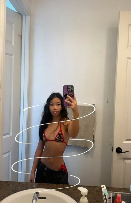 Sa nguyenn セックススター 写真