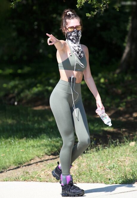 Delilah Hamlin 完璧なモデル 写真