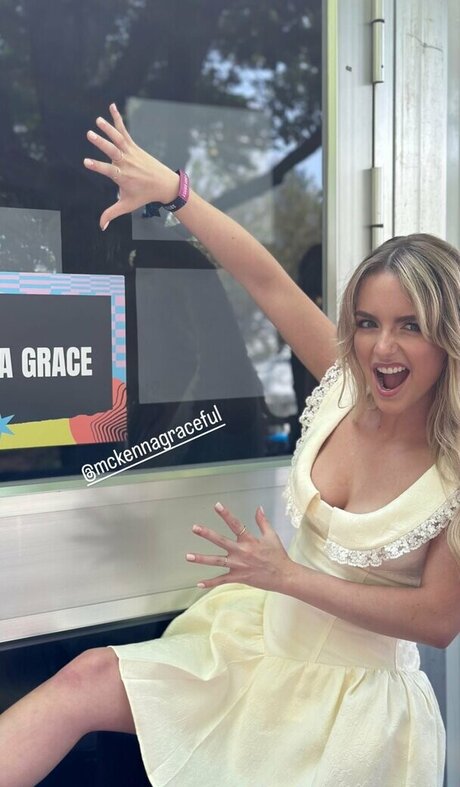 Mckenna Grace 高品質モデル 写真