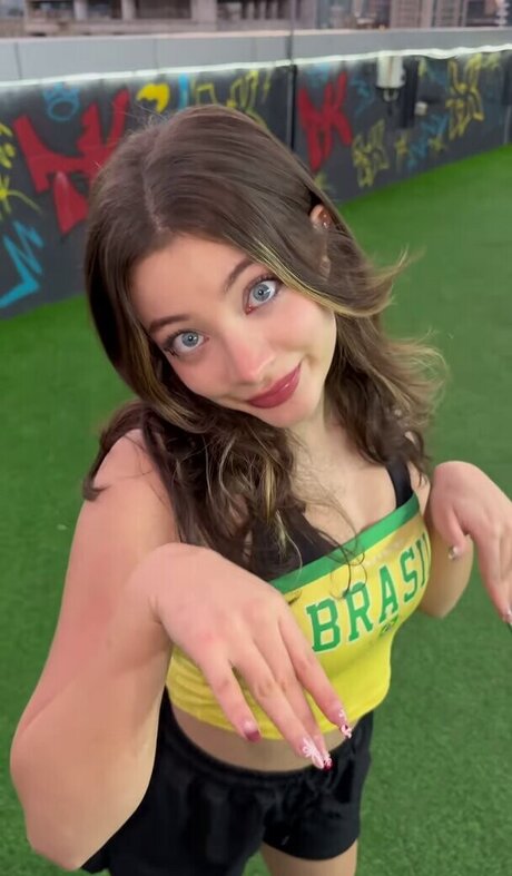 Leyla Afshonkar ヌードのポルノスター 写真