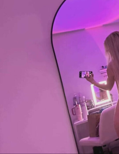 maya zrv ポルノモデル 写真
