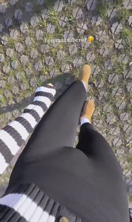 Kim Schiele エロティック女優 写真