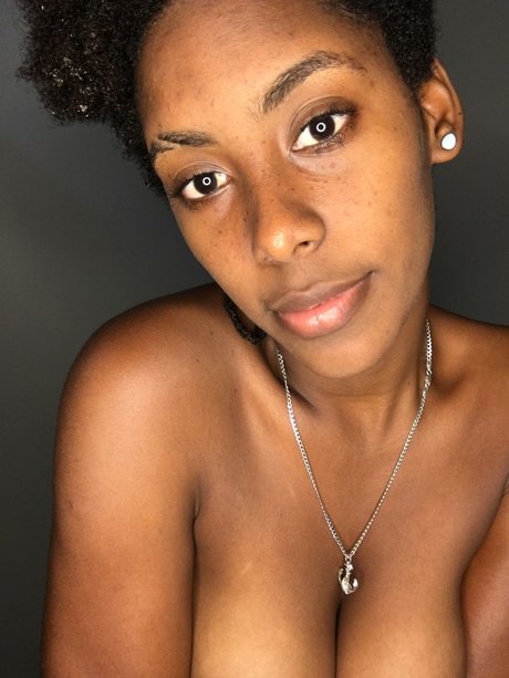 La MarleXXX セックス女優 写真