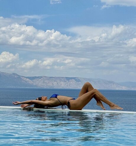 Sylvie Meis アートモデル 写真