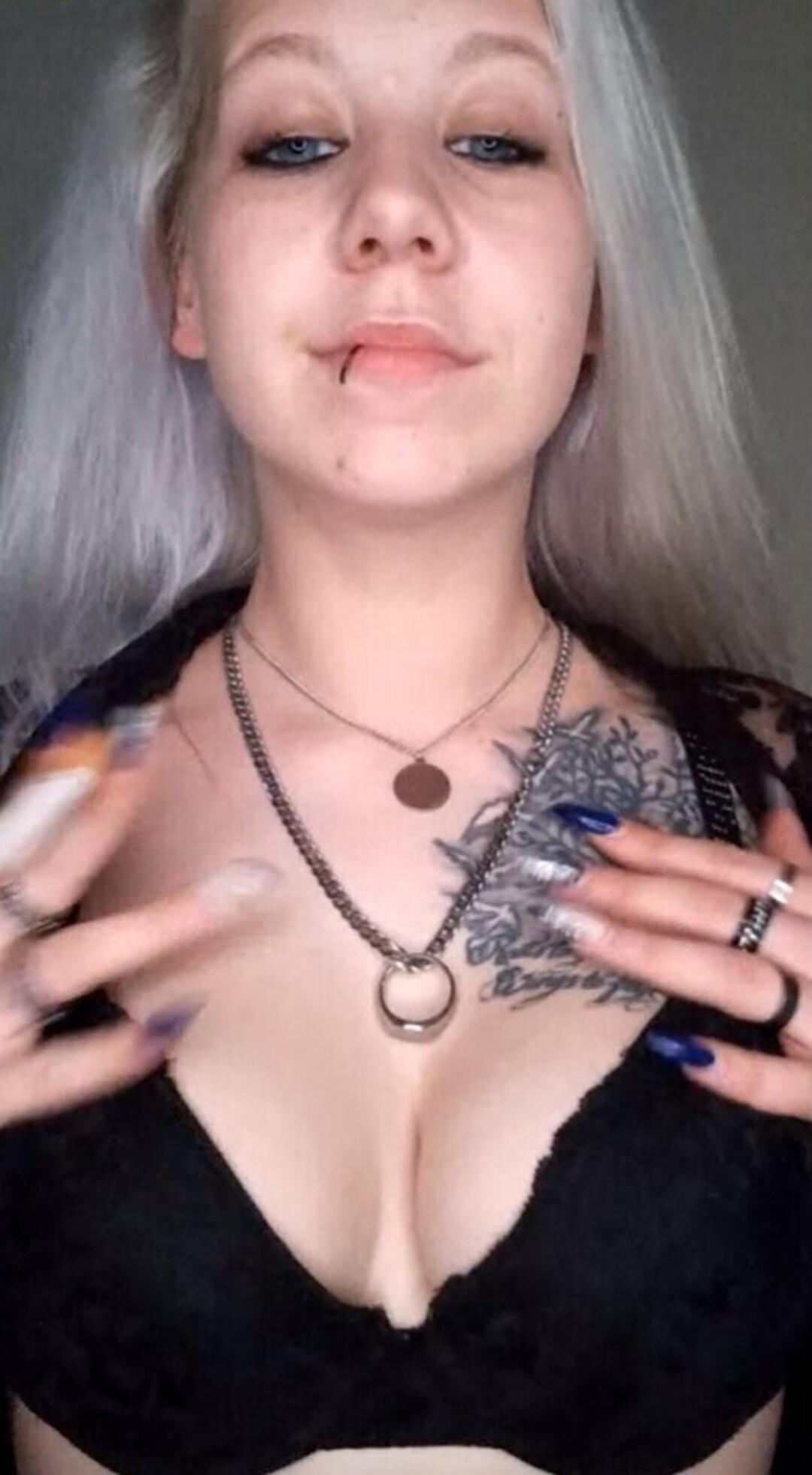 Eiskaltes Miststueck スター ヌード アーカイブ