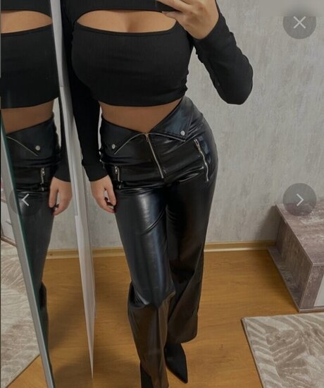 主観視点のプッシーOnlyFans xxx 写真