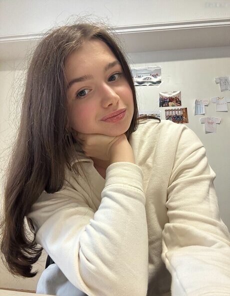 Mal Hol i ka エロティック女優 画像