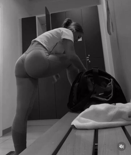 Jana Stanek 素敵なモデル 写真