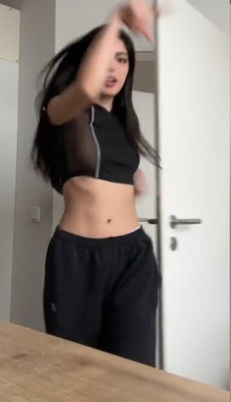 Dani Klieber アダルトスター 画像