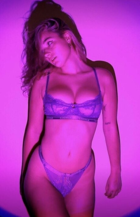 JessPerci かわいいスター 写真