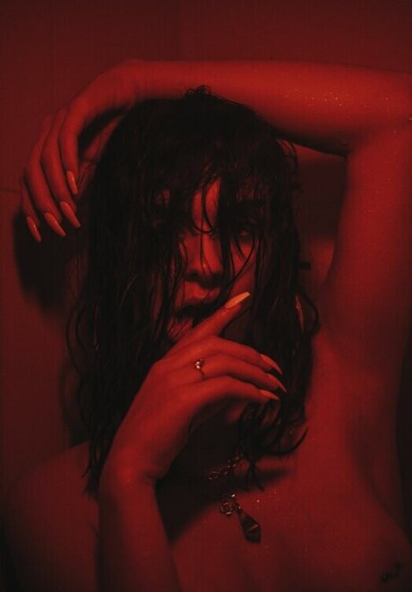 Emeline Faure エロティックなスター 写真