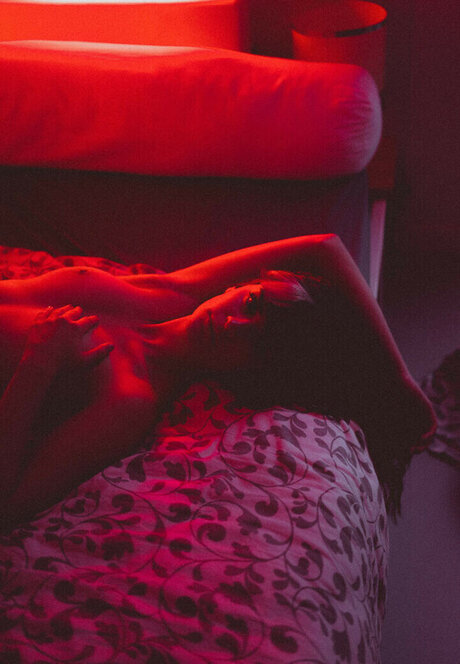 Emeline Faure 独占ポルノスター 写真