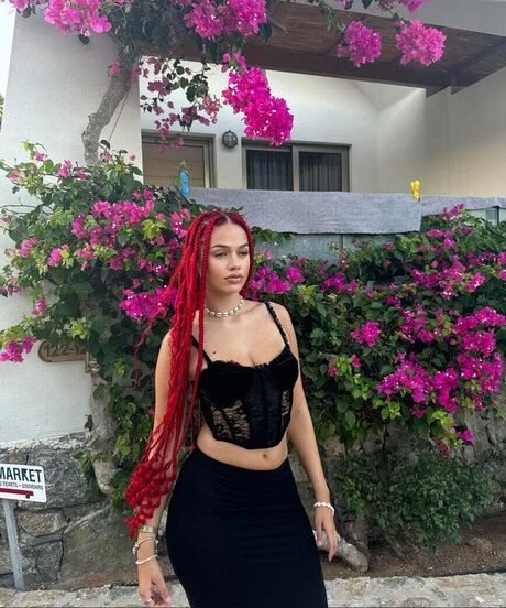 Badm mzjay 無料スター 写真
