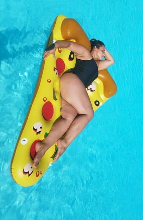 Dascha Polanco セックスモデル 画像