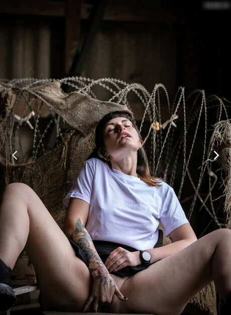 Lenaxfuchs lena fuchs モデル 写真