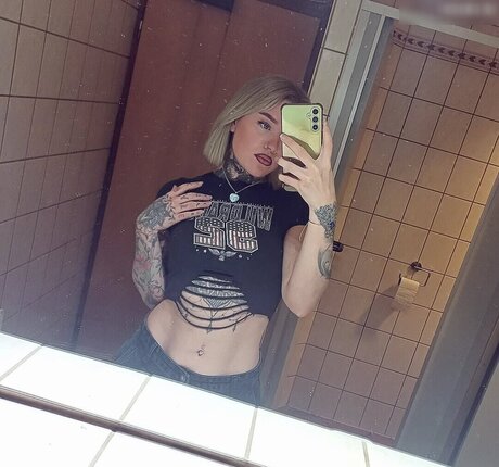 Typischblonnd ポルノスター パーフェクト 画像