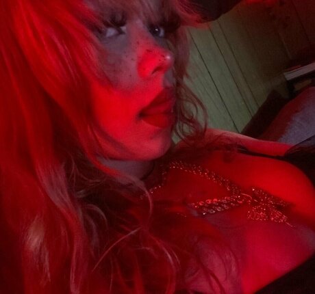 ivyhustlin ポルノスター 可愛い 画像