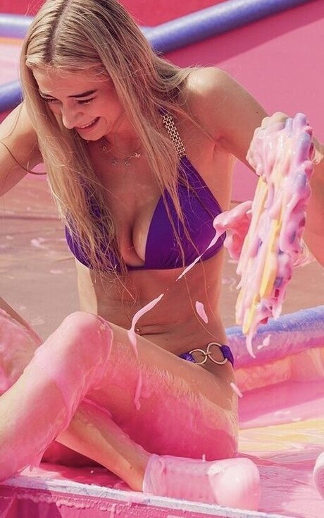 Vanessa Wende ホットなポルノスター 写真