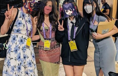 Akuma Nihmune ポルノスター ヌード 写真
