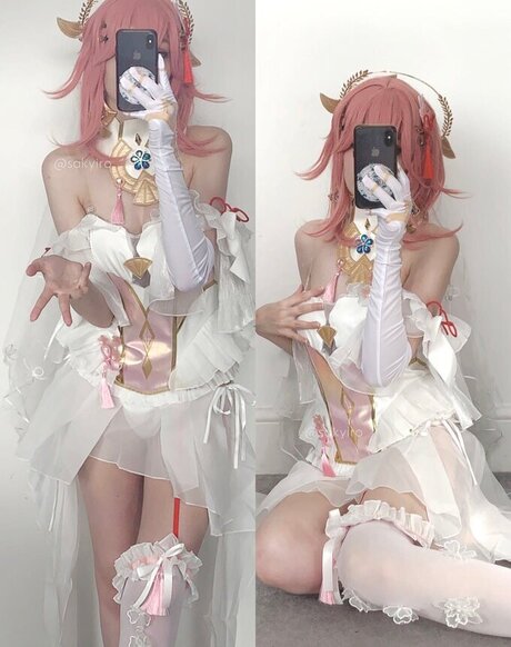 Sakyiro ポルノスター セクシー 写真