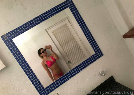 Lucia vargas HD女優 画像