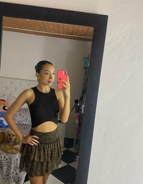 Lucia vargas 限定スター 写真
