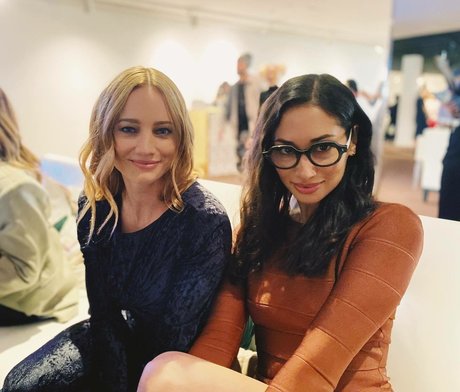 Meaghan Rath スターセックス 写真