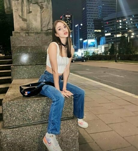 jadiebaddie 高品質女優 写真